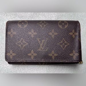 Louis Vuitton Monogram Tresor Wallet